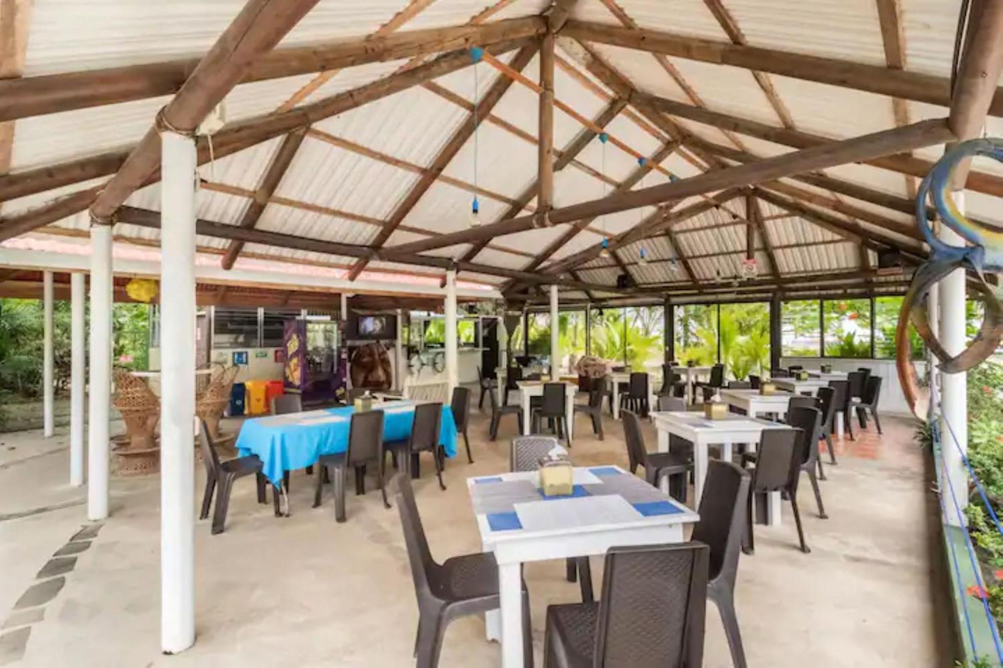 Hotel Playa Westfalia Puerto Limon Exterior foto