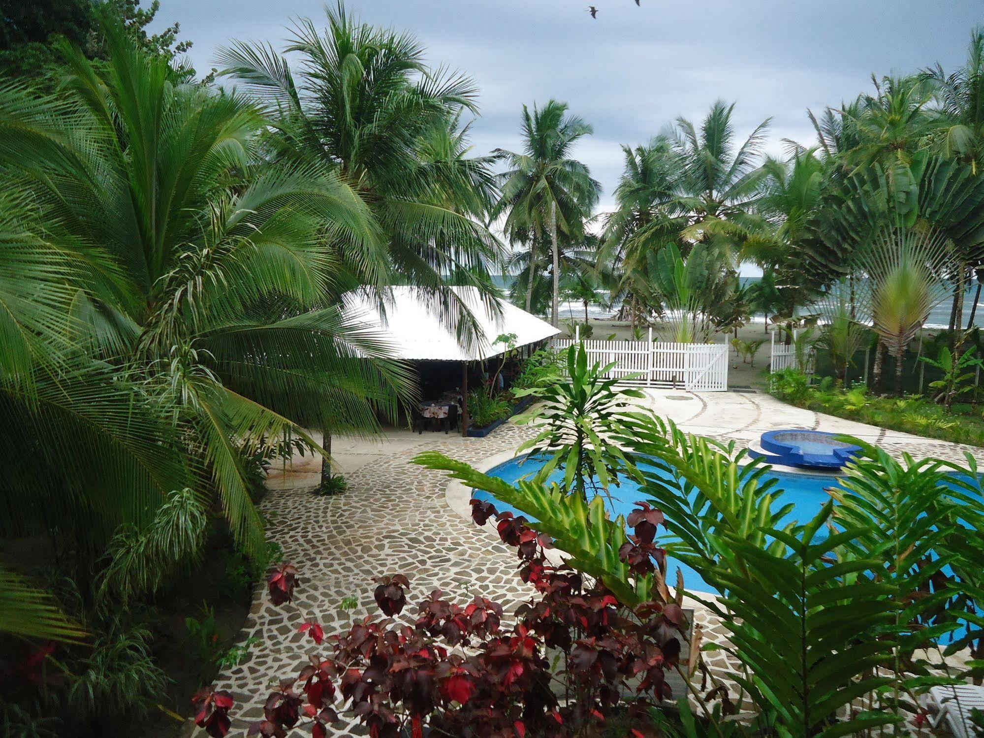 Hotel Playa Westfalia Puerto Limon Exterior foto